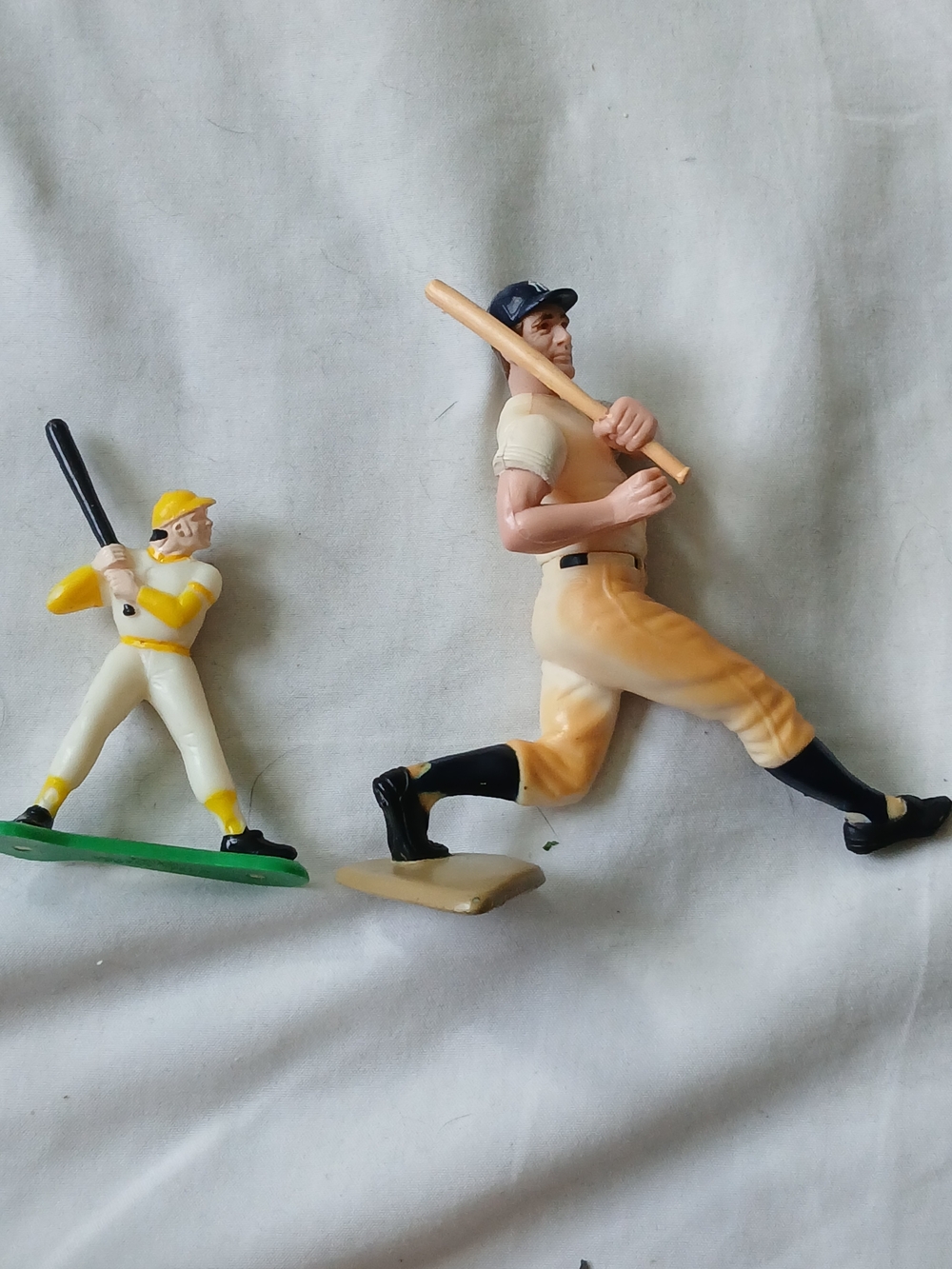 1989 MLB Lou Gehrig New York Yankees Baseball Action Figure Lot